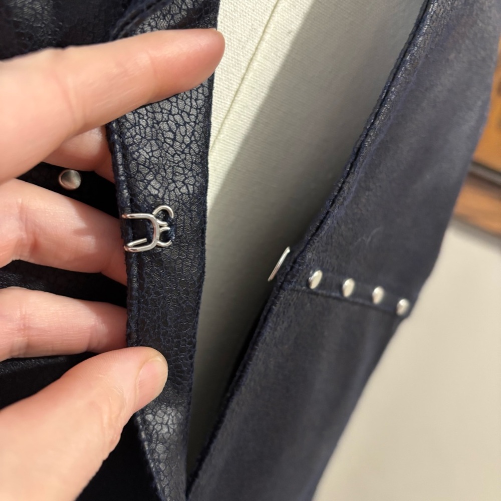 Joseph Ribkoff Vegan Suede Cropped Studded Jacket Size M 232904 Navy Blue - Picture 8 of 12